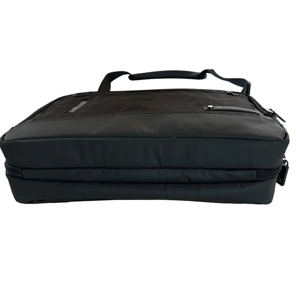 TARGUS REVOLUTION CHECKPOINT FRIENDLY BRIEFCASE